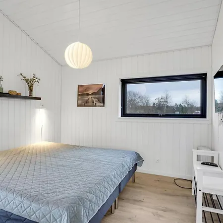 Ferienhaus Dyke - 1-5km From The Sea By Interhome